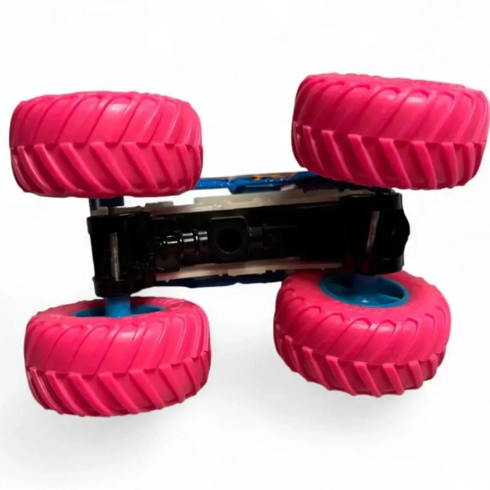 Hot Wheels Monster Trucks Pure Muscle – Glow in the Dark
